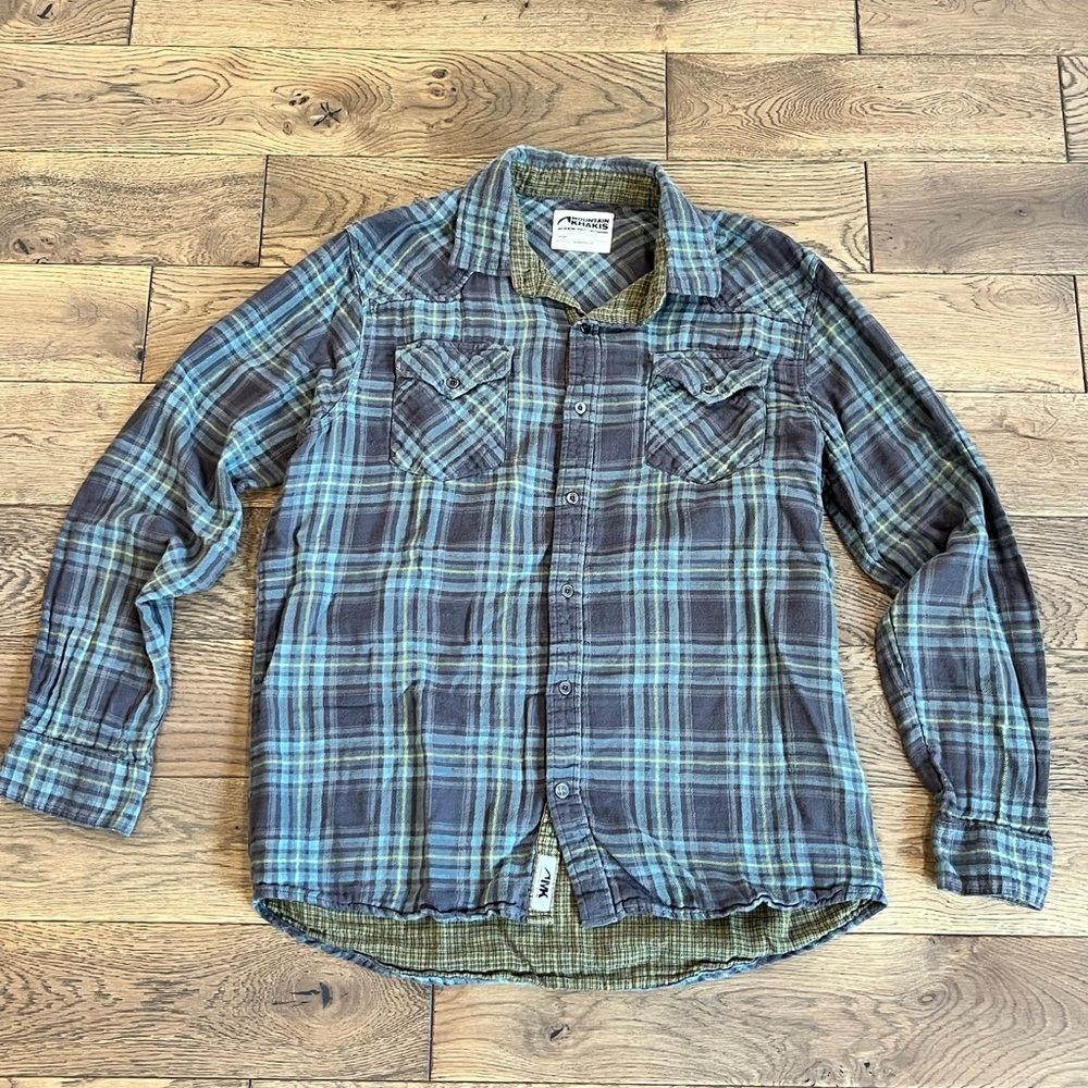Mountain Khakis Men’s Flannel Large Flannel Blue and Grey Plaid  Shirt